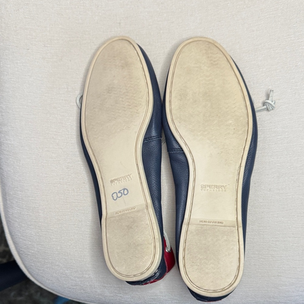 Sperry Nautical Red, White, and Navy Boat Shoes Leather Nautical sz8.5 - Picture 4 of 10